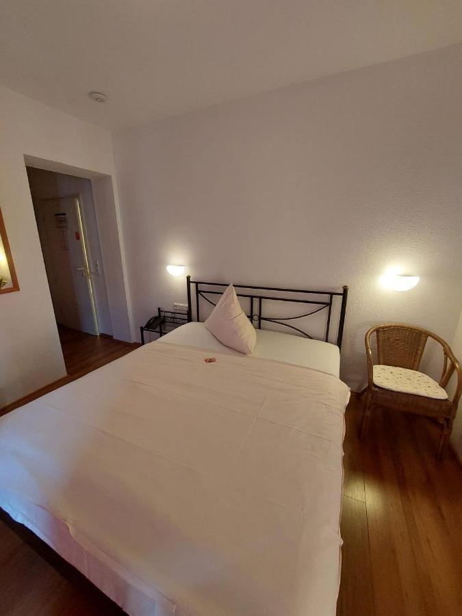 Hotel Goldener Stern Sankt Ingbert Luaran gambar